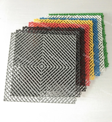 Lớp gạch sàn nhà để xe polypropylene có thể khóa 400 * 400mm sàn nhà để xe