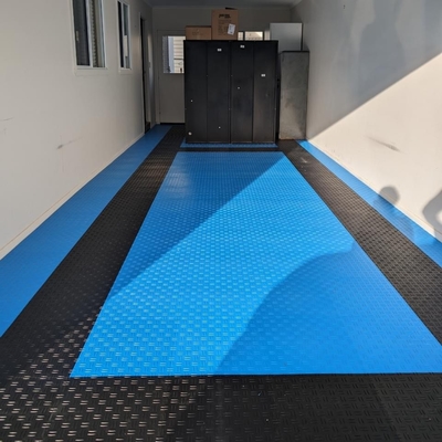 PP Garagetrac Lớp gạch sàn garage Interlock Racedeck Diamond Tile